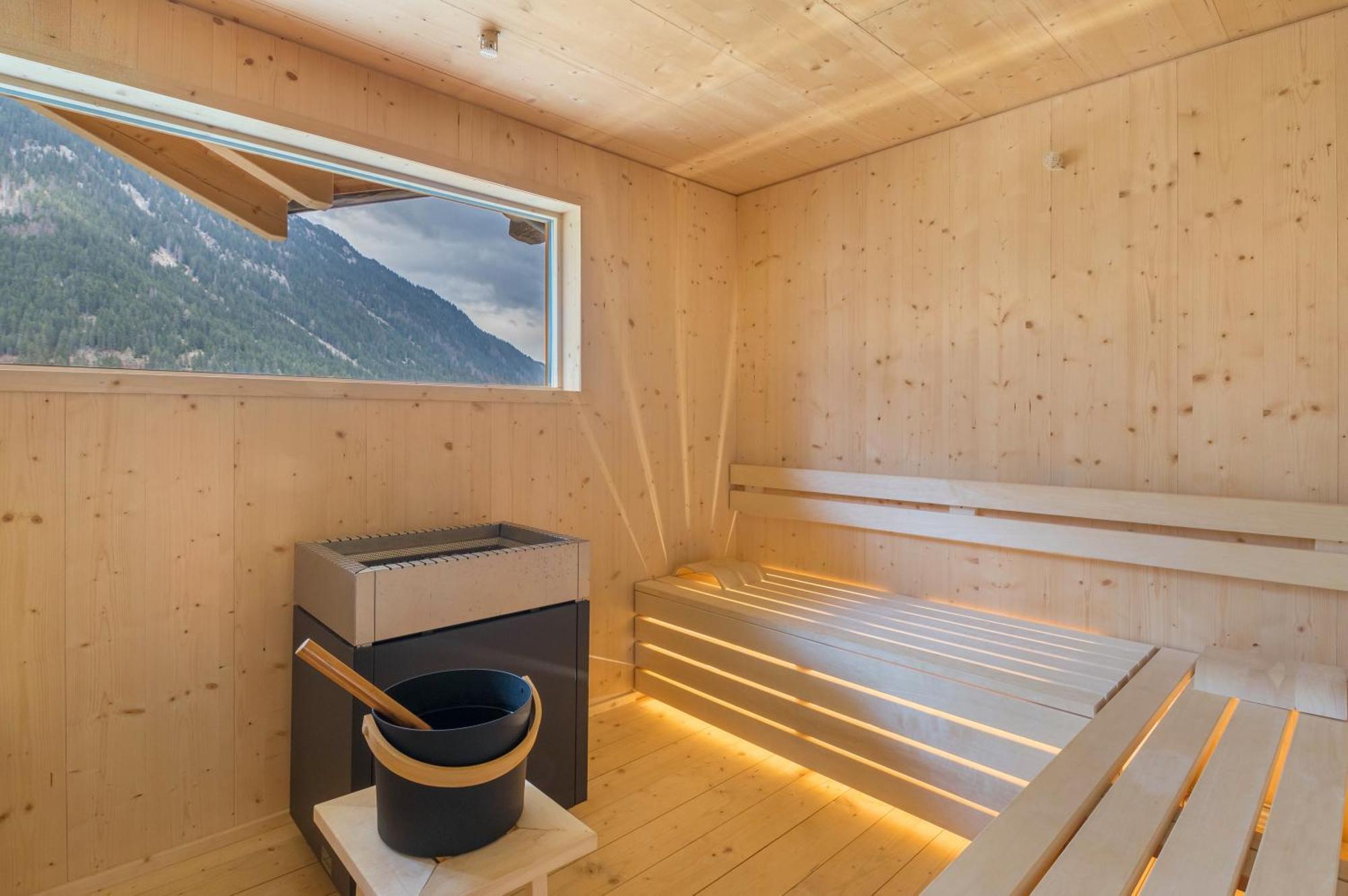 Blosegghof Bergchalets Waldblick Racines Exterior photo