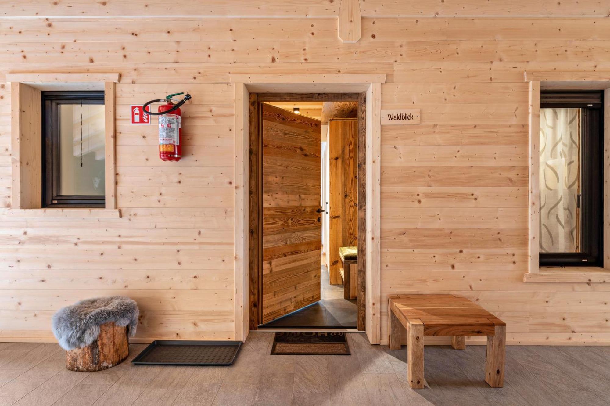 Blosegghof Bergchalets Waldblick Racines Exterior photo